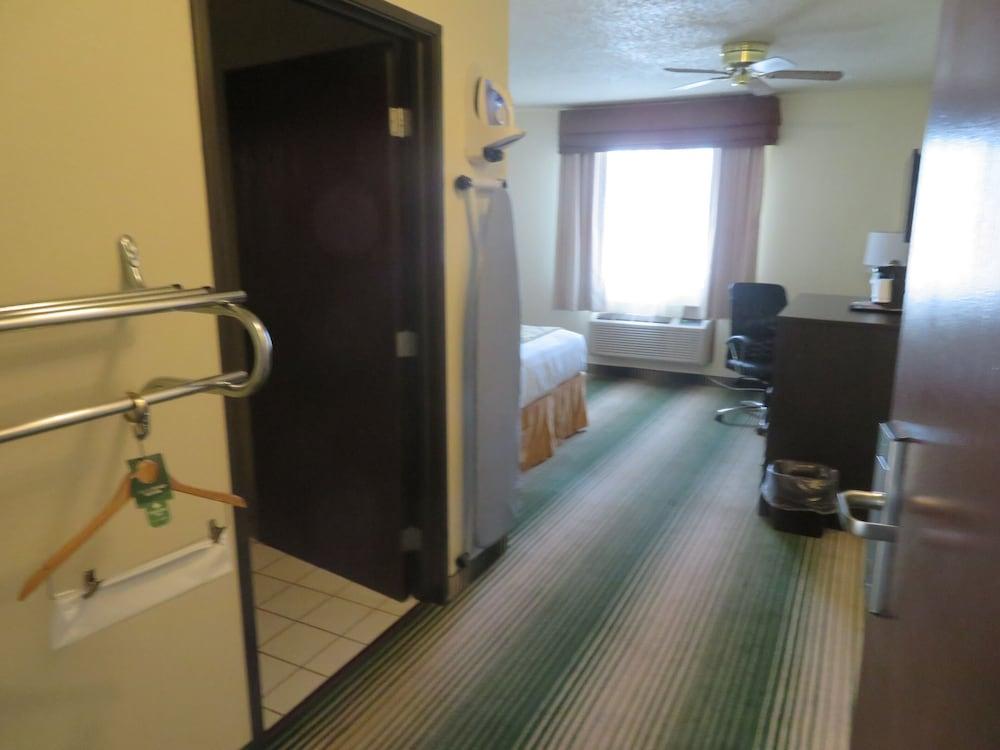 Surestay Plus By Best Western มองโทรส ภายนอก รูปภาพ